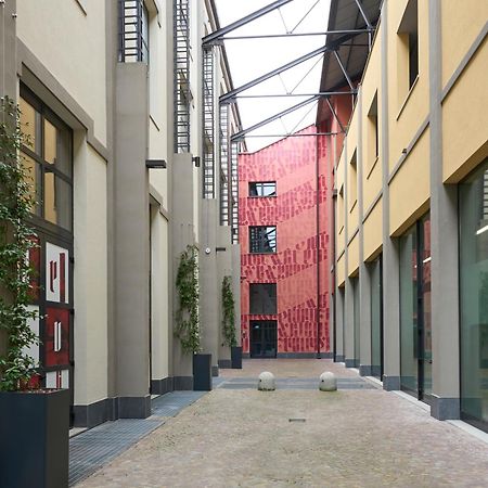 Luxury Design Loft - 20 Minutes From Duomo-Navigli Milão Exterior foto